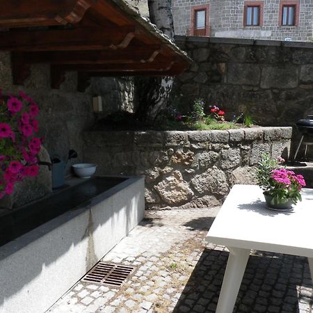Gite De La Begude Rieutort Exterior foto